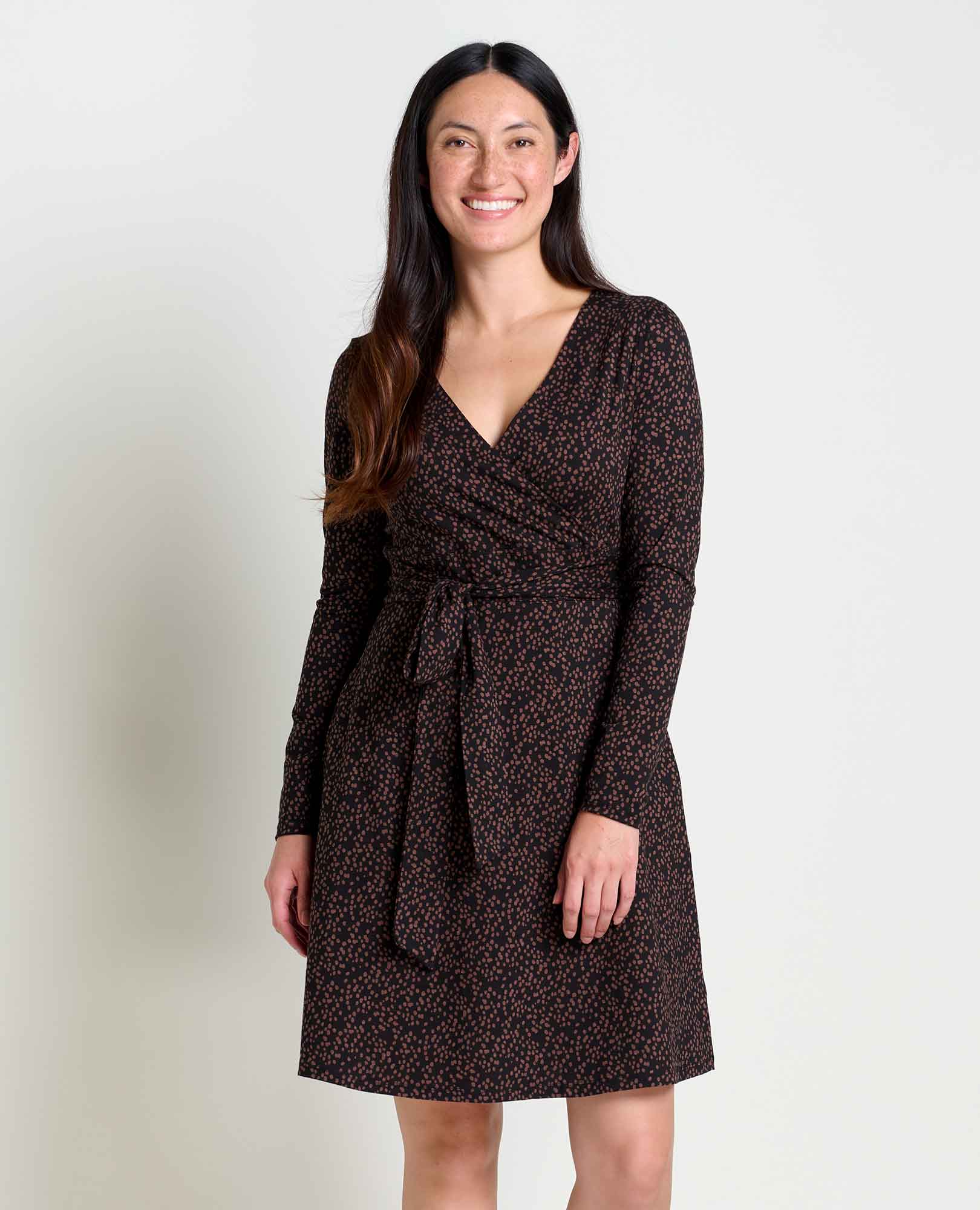 Cue Wrap Long Sleeve Dress - Softxoi
