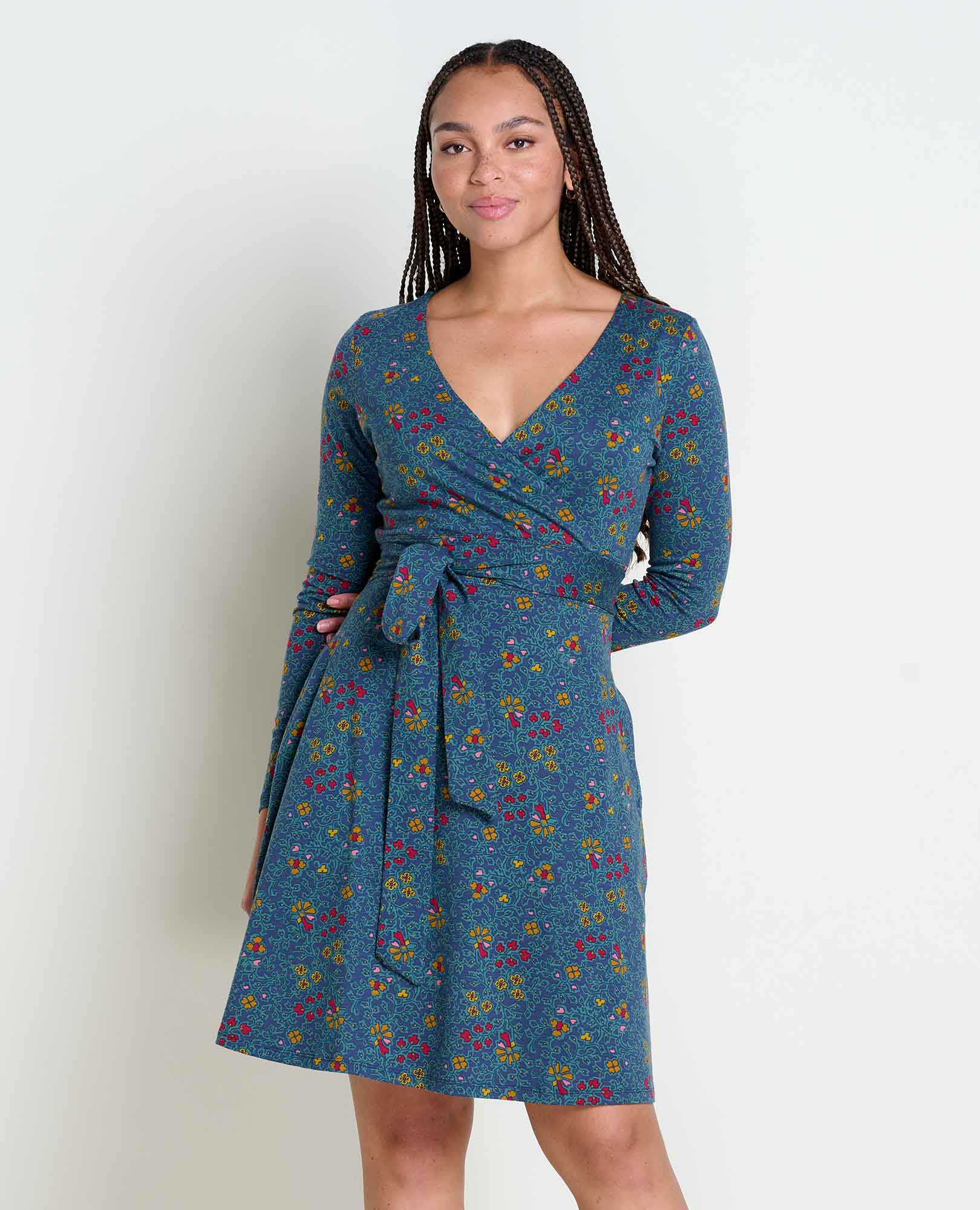 Cue Wrap Long Sleeve Dress - Softxoi
